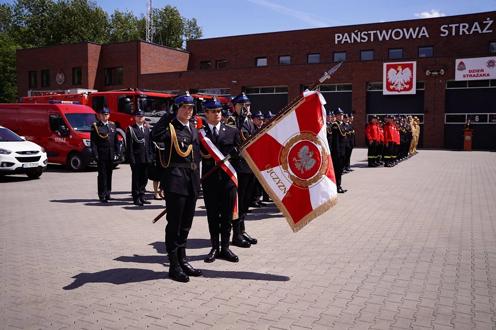Strażacy z Rudy Śląskiej uhonorowani podczas uroczystości z okazji Dnia Strażaka 2025