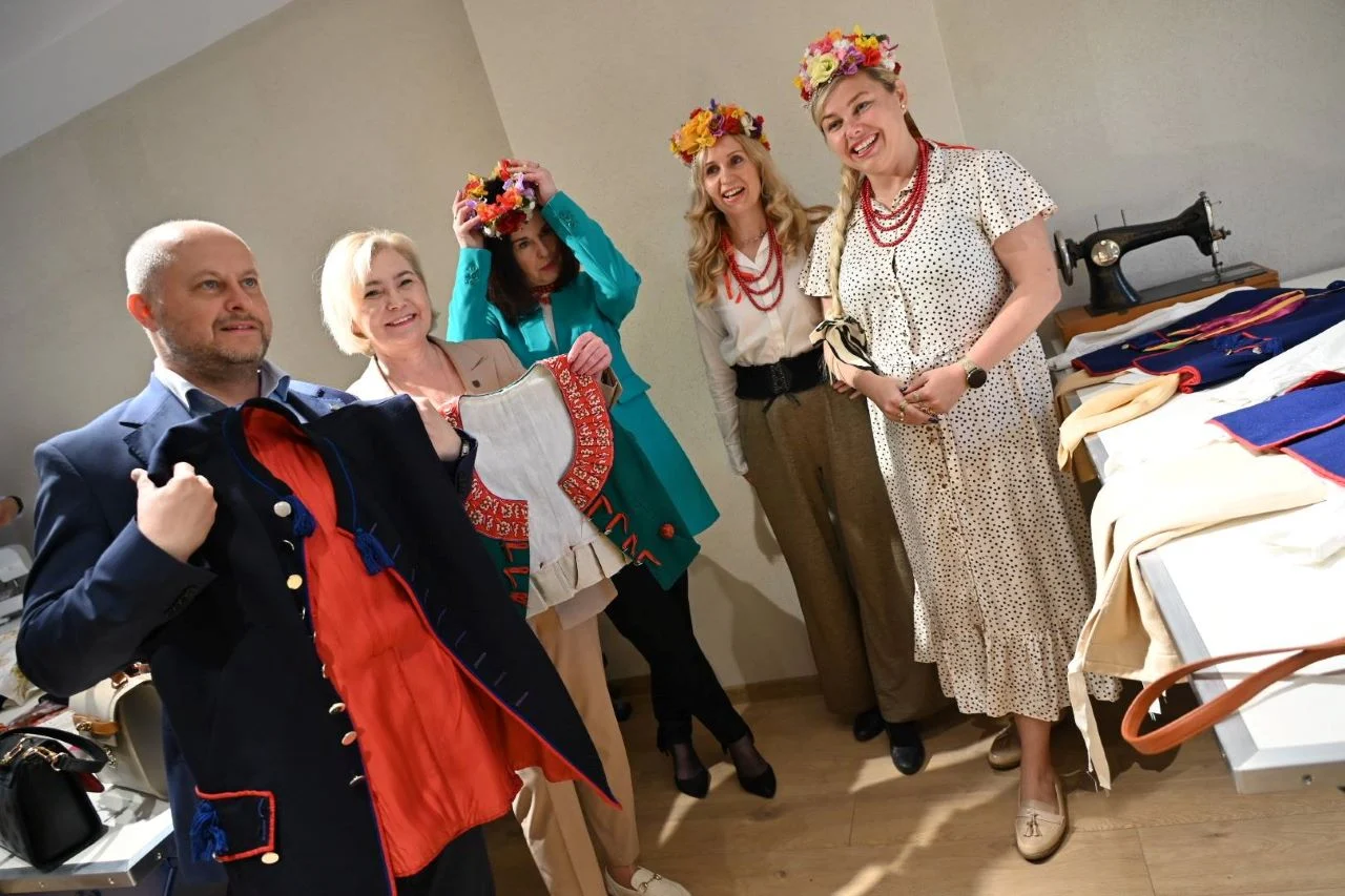 Zabytkowe mury znów tętnią życiem! Za nami oficjalne otwarcie Lokalnego Centrum Tradycji