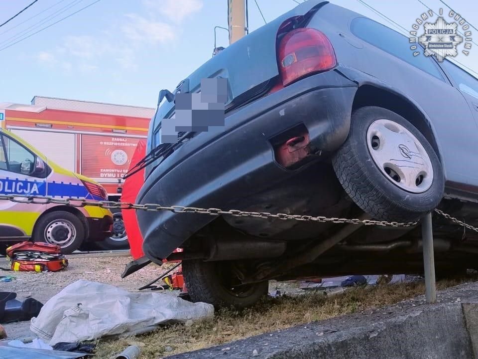 Ucieczka przed policją, wypadek i narkotyki – 26-latkowi grozi więzienie