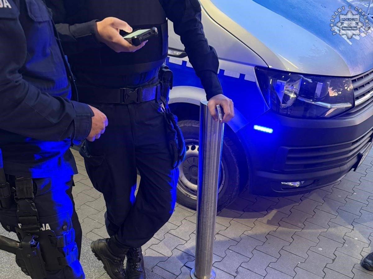 Poszukiwana para wpadła w sklepie – interweniował policjant po służbie