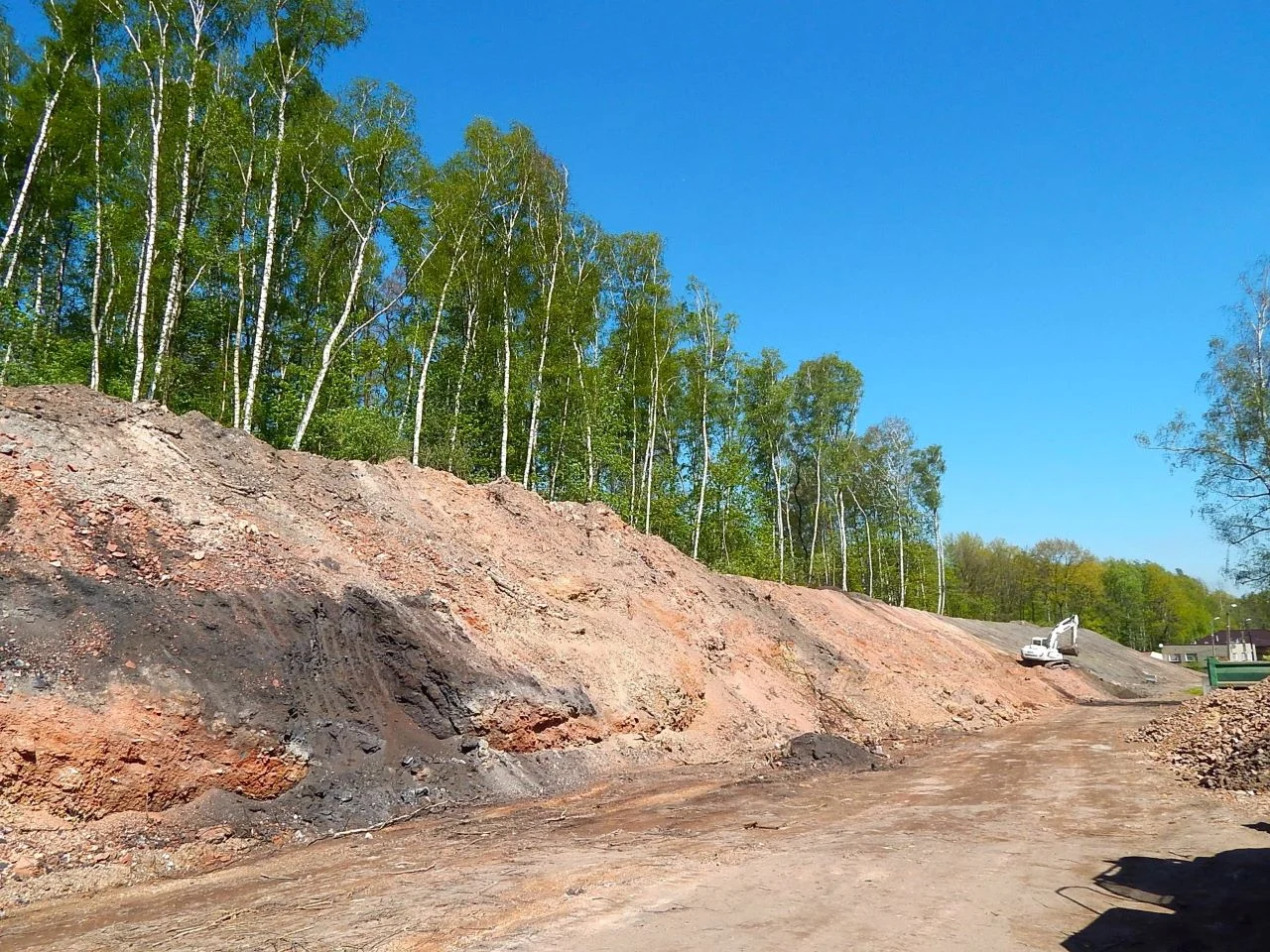 Przebudowa zwałowiska w Łaziskach Górnych – powstanie strefa edukacji przyrodniczej