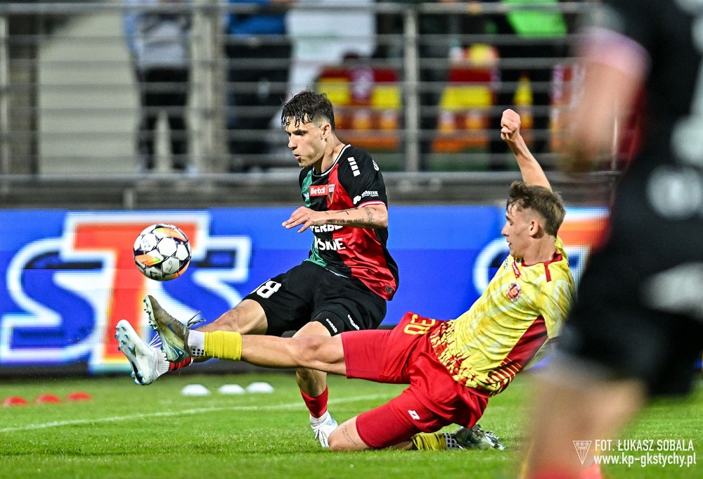 Dobry początek, gorzki finał – remis GKS-u w Pruszkowie