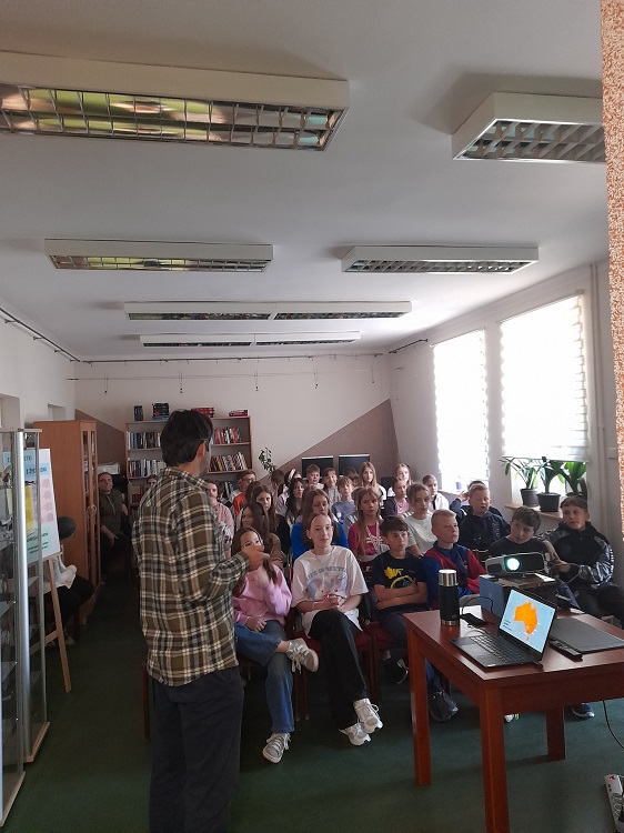 Koncert i podróż po Australii – Tydzień Bibliotek w Orzeszu / fot. MBP Orzesze