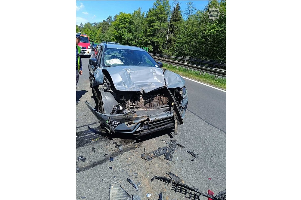 Wypadek na DK86 w Tychach – potrącona pracownica służby drogowej