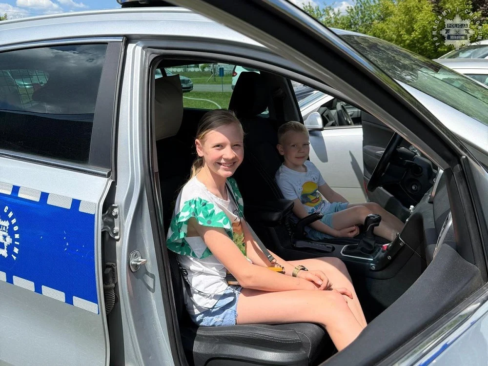 Policjanci z Orzesza i Mikołowa na Pikniku Rodzinnym promowali bezpieczeństwo