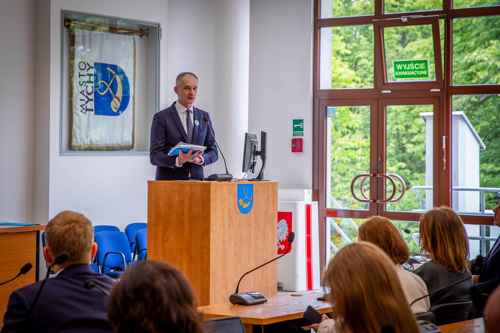 Tychy podsumowują rok 2024: raport, inwestycje i głosowanie radnych