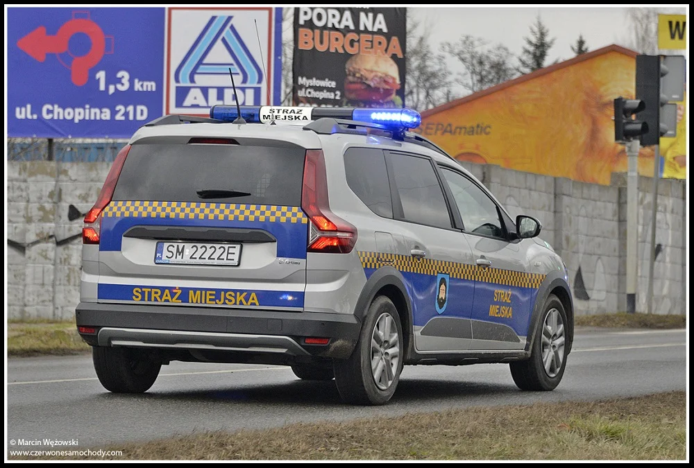 Interwencja strażników miejskich – pijany kierowca przekazany Policji