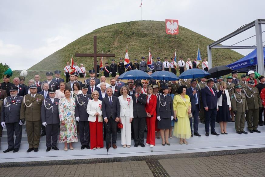 Piekary uczciły Konstytucję 3 Maja i III Powstanie Śląskie