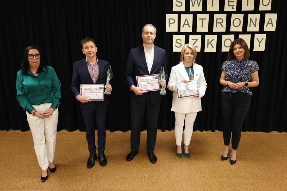 Wyróżnienia „Przyjaciel szkoły” / fot. UM Piekary Śląskie
