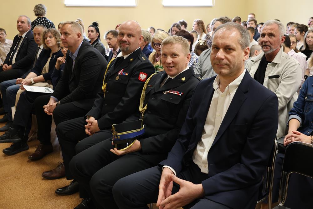 Wyróżnienia „Przyjaciel szkoły” podczas Święta Patrona w Zespole Szkół Specjalnych