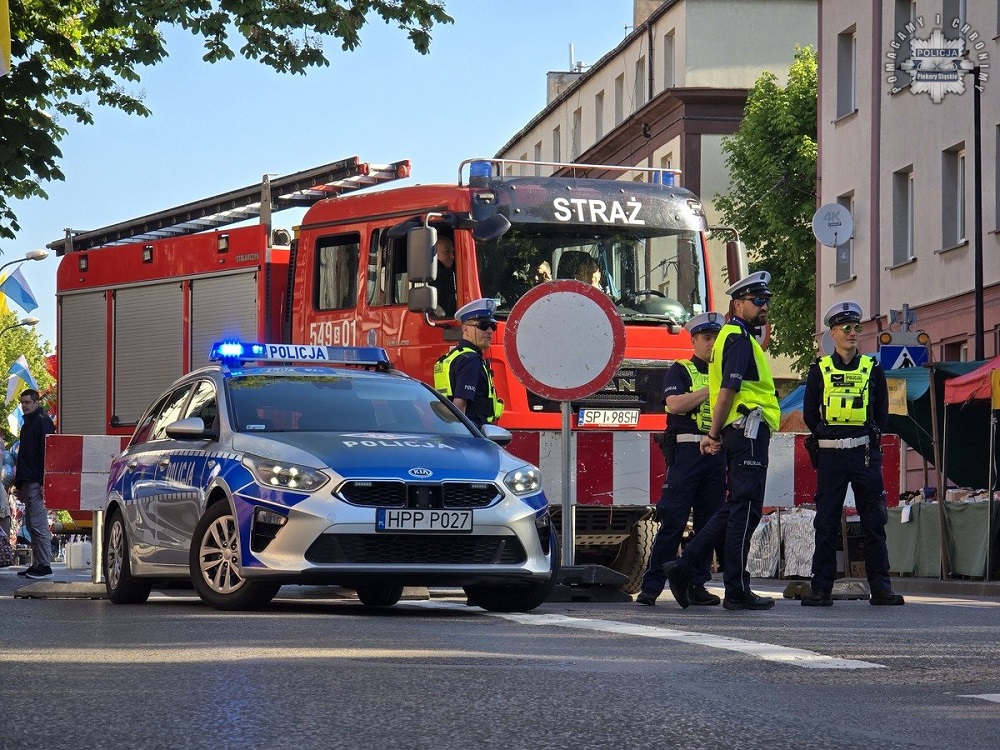 Tysiące pielgrzymów w Piekarach. Policja czuwała nad bezpieczeństwem uczestników