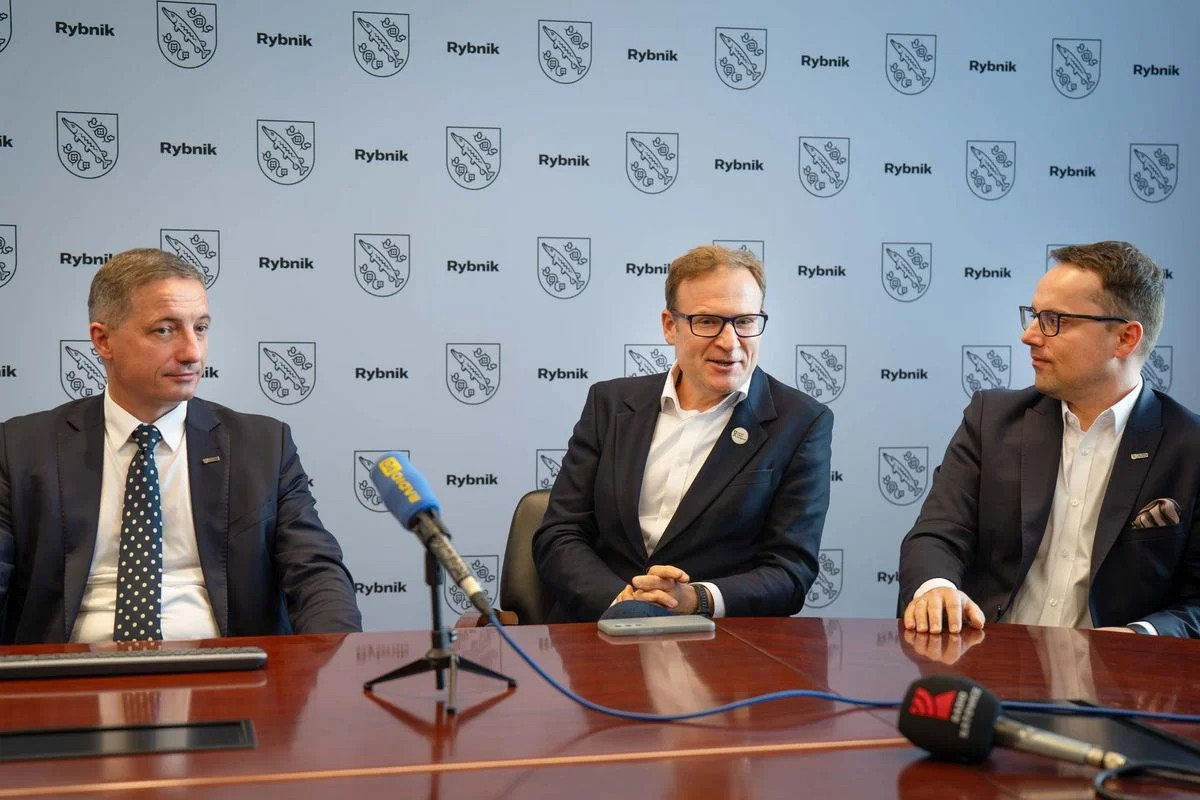 Rybnik podsumowuje walkę ze smogiem i prezentuje nowe wsparcie dla mieszkańców