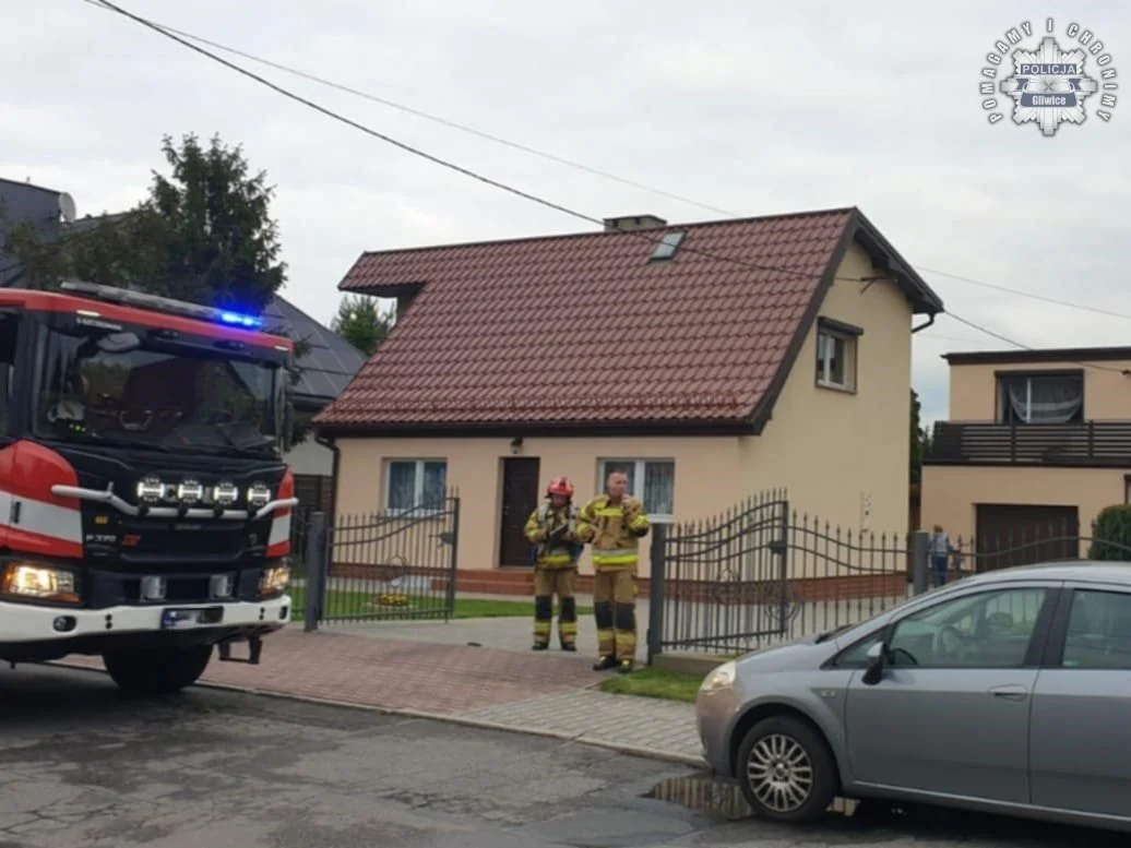 Wybuch i pożar w domu jednorodzinnym w Gliwicach – 65-latek z poparzeniami