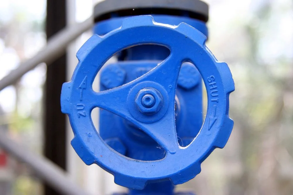 Bezpieczne i trwałe rozwiązania w instalacjach wodnych i gazowych