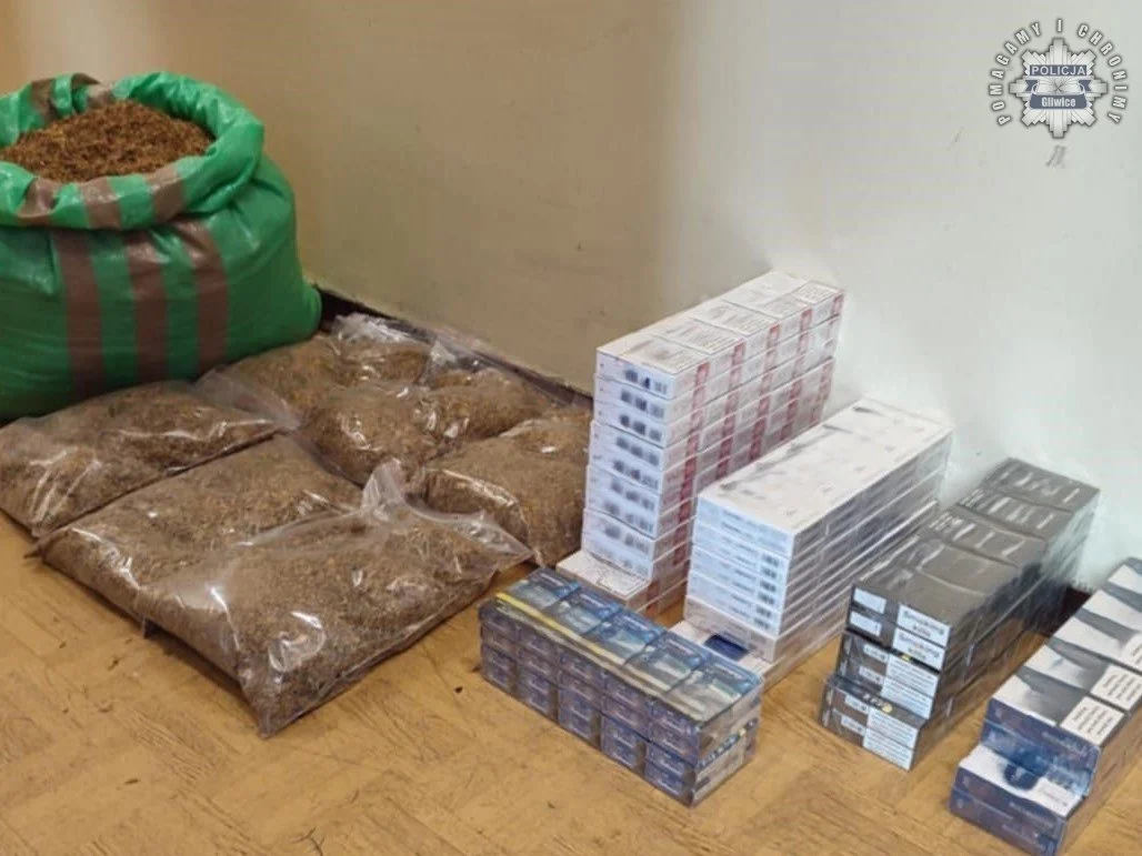 Gliwiccy policjanci zabezpieczyli ponad 13 kg krajanki i tysiące papierosów