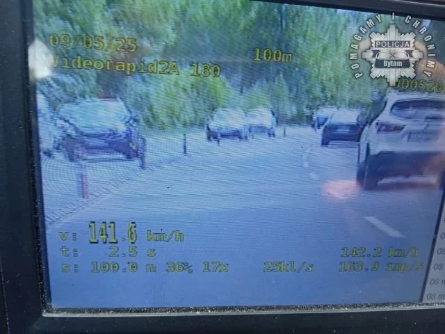 45-latek pędził ponad 141 km/h - został zatrzymany przez "Speed"