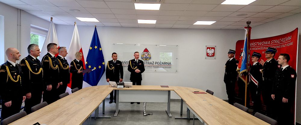 Nowy strażak w szeregach PSP – uroczystość w Katowicach