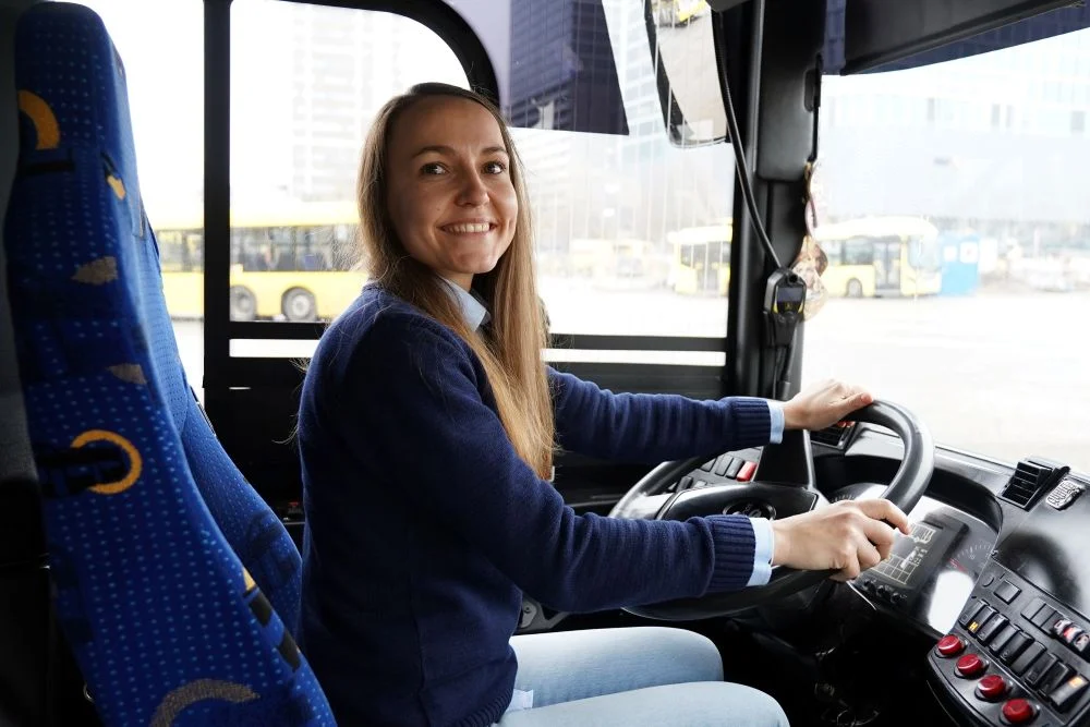 Dzień kierowcy zawodowego. Bohaterowie naszych codziennych podróży