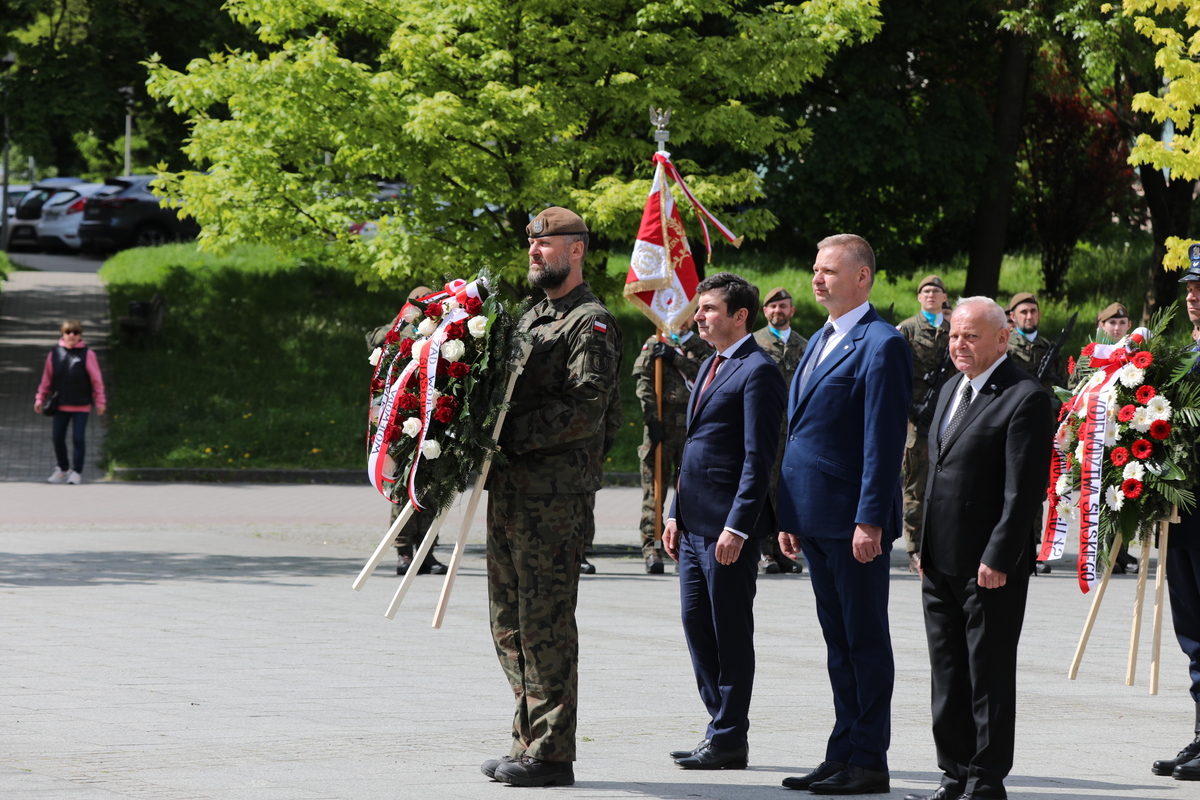 80 lat po wojnie. Hołd bohaterom pod Pomnikiem Żołnierza Polskiego 10