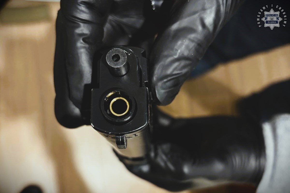 Handel ludźmi, narkotyki i nielegalna migracja. Międzynarodowa akcja śląskiej policji! 7