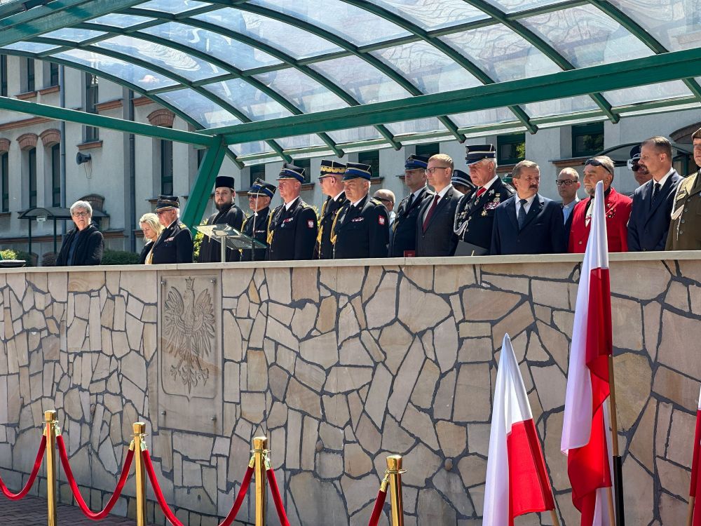 Śląski Komendant PSP na uroczystości Dnia Strażaka w Centralnej Szkole PSP 5