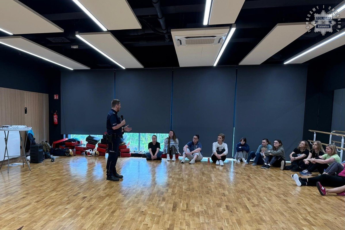 Katowiczanki uczestniczyły w kursie samoobrony w ramach programu „Moc!NaTy” 4