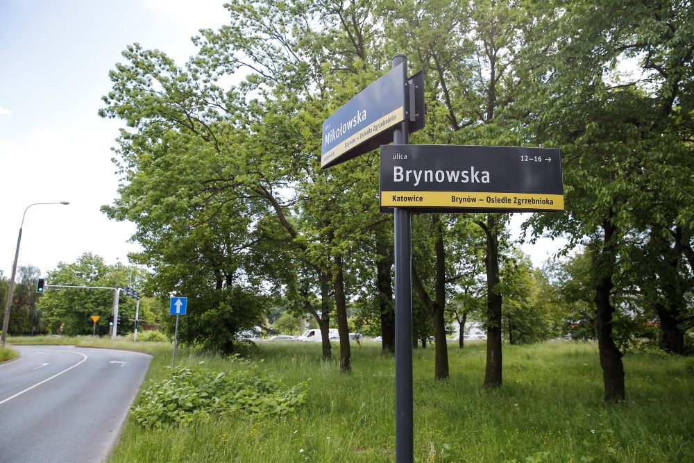 Nowa droga dla pieszych i rowerzystów połączy ul. Brynowską z ul. Parkową.