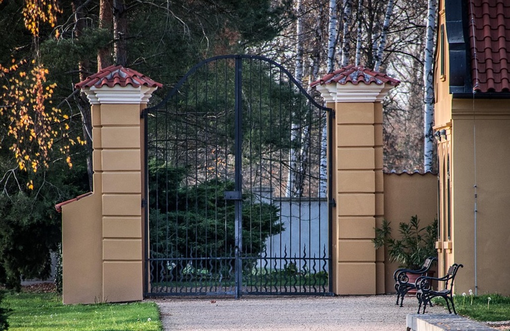 Automatyka do bramy dwuskrzydłowej - wygodne i nowoczesne rozwiązanie do Twojego domu