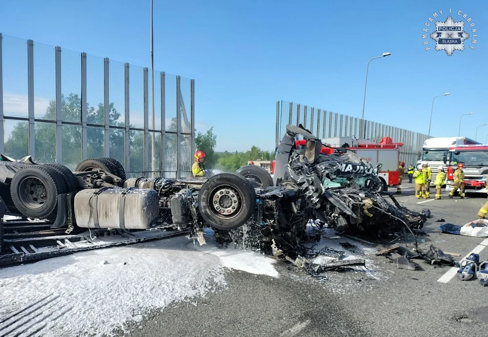 Śmiertelny wypadek na A4! Lądował śmigłowiec LPR [AKTUALIZACJA]