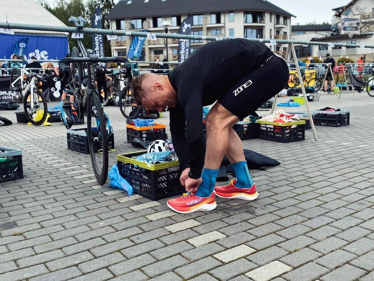 Policjant z Zabrza na podium triathlonu – Jordan Kowalczyk z 3. miejscem w kategorii