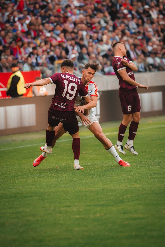 Remis na zakończenie. Górnik - Korona 1:1