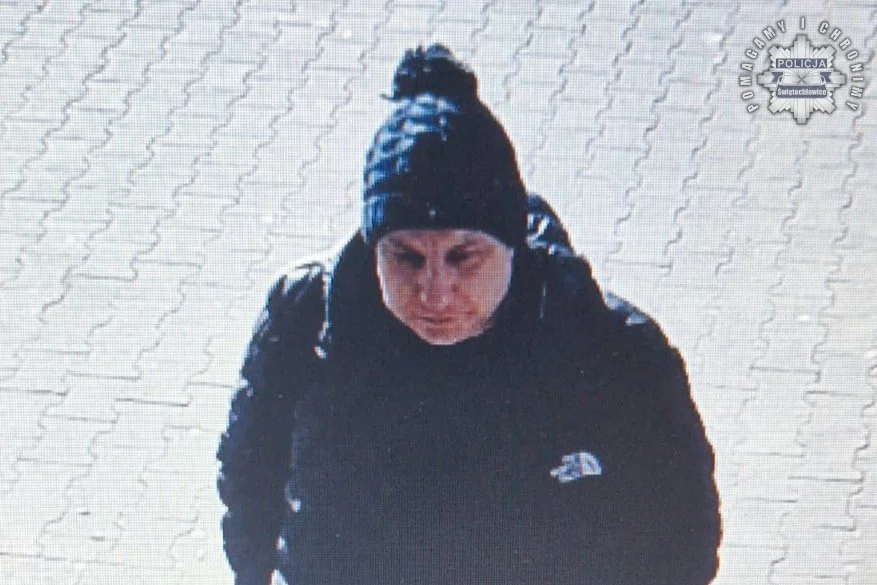 Sprawca kradzieży poszukiwany. Policja opublikowała wizerunek podejrzanego. Rozpoznajesz?
