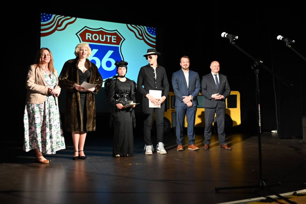 dni amerykańskie 12