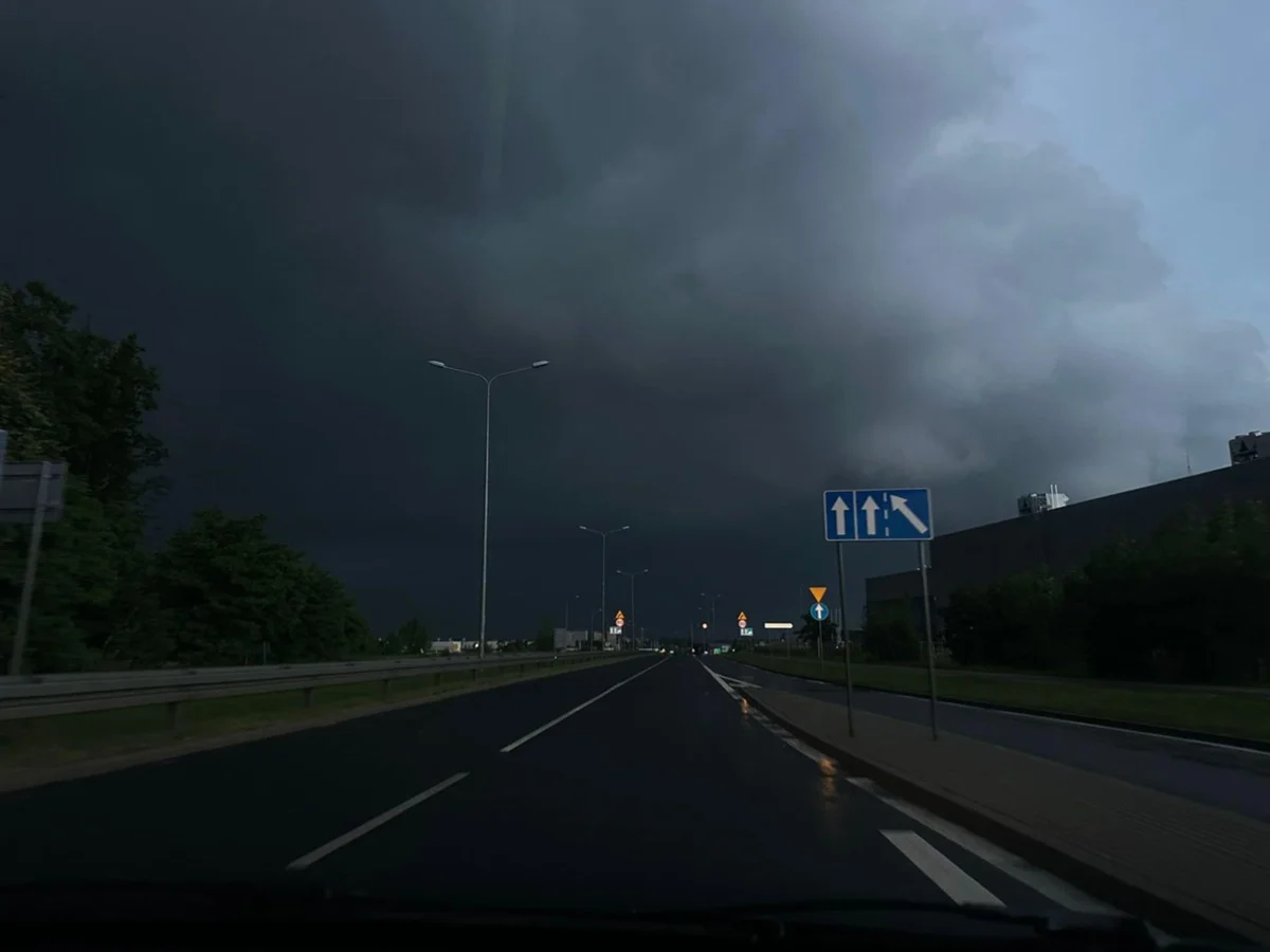 Skutki burzy w Rudzie Śląskiej 34