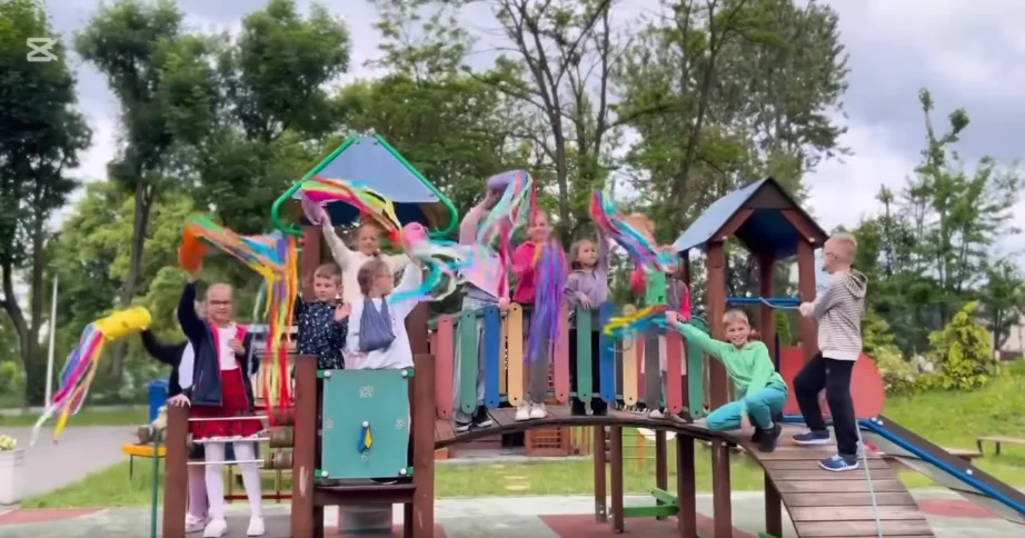 Uczniowie SP nr 14 stworzyli śląski cover utworu „Och i ach”! Posłuchajcie!