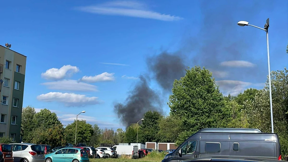 Pożar w hali sortowni w Rudzie Śląskiej. Szybka reakcja służb zapobiegła tragedii