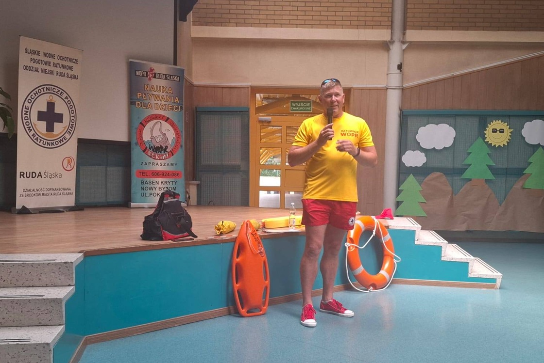 O pasji, odpowiedzialności i sukcesach WOPR rozmawiamy z Mariuszem Komenderą