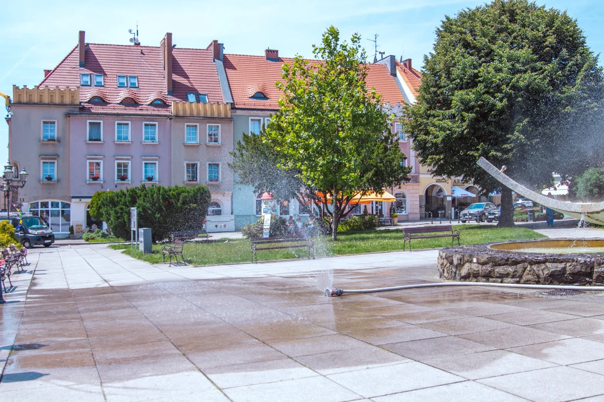 Kurtyny wodne w Wodzisławiu Śląskim – ulga podczas upałów