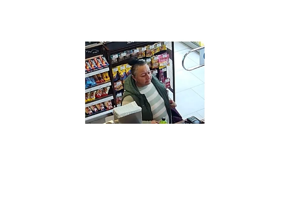 Kradzież za prawie 5 tys. zł w Tychach. Rozpoznajesz tę kobietę?