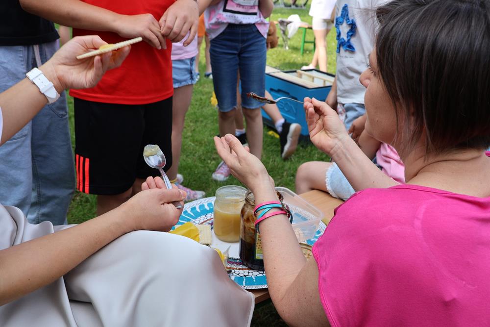 Warsztaty pszczelarskie w Szkole Podstawowej nr 2 im. Stanisława Moniuszki / fot. UM Orzesze
