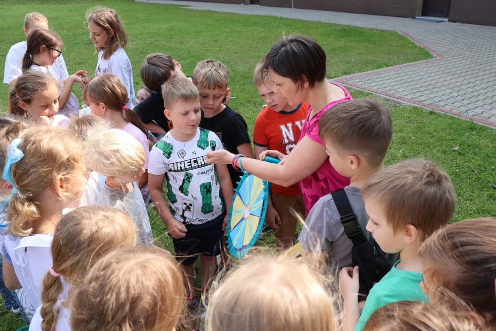 Warsztaty pszczelarskie w Szkole Podstawowej nr 2 im. Stanisława Moniuszki / fot. UM Orzesze