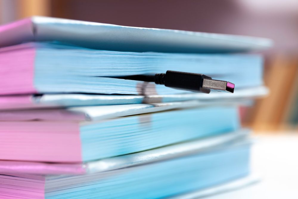 Gdzie zlecić bezpieczne niszczenie dokumentów firmowych?