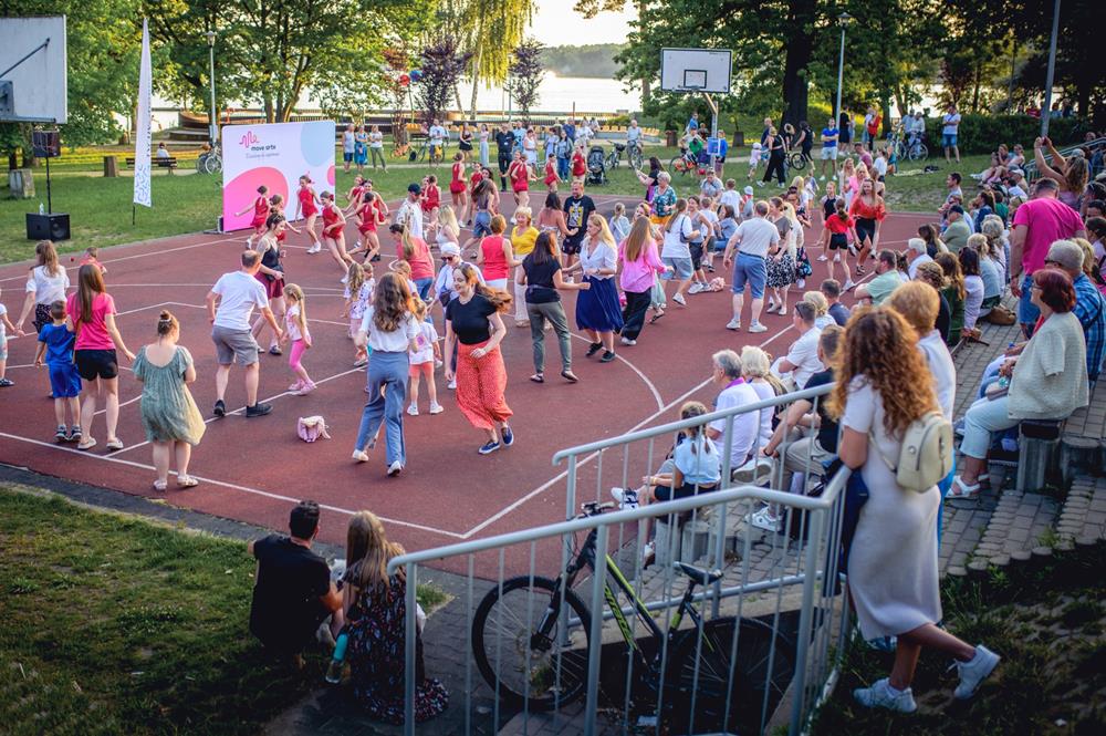 Potańcówka na Paprach / fot. Paweł Święs, MCK Tychy