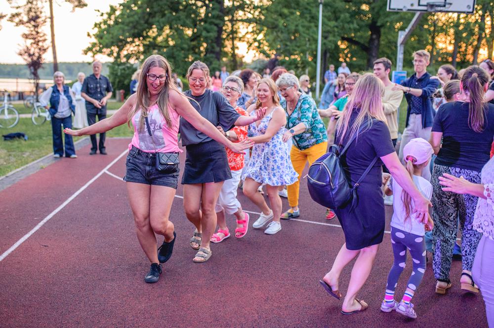 Potańcówka na Paprach / fot. Paweł Święs, MCK Tychy
