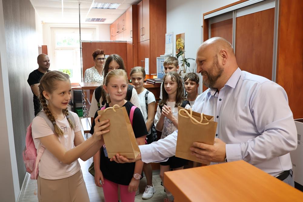 Wizyta uczniów SP nr 2 w Urzędzie Miasta / fot. UM Orzesze