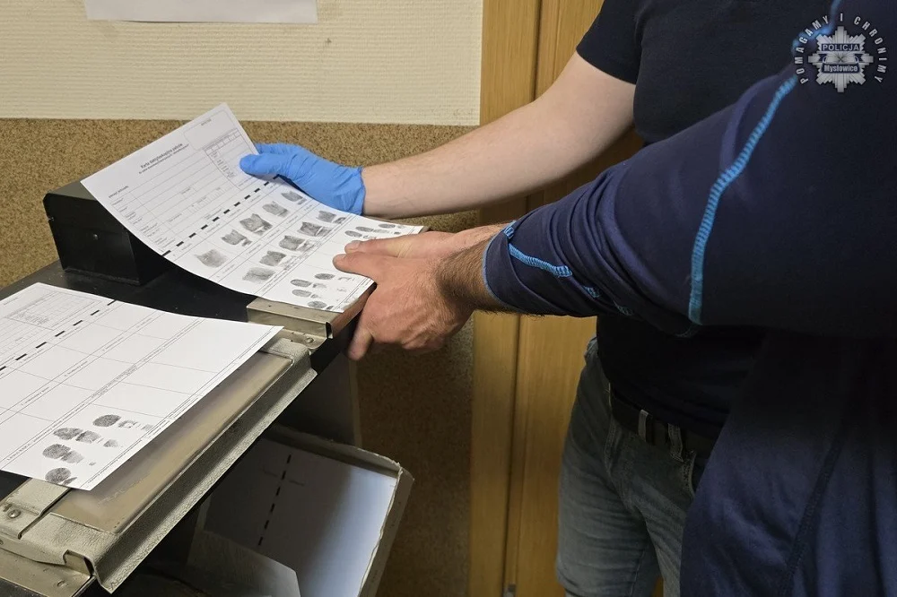 Mężczyzna zatrzymany za malowanie graffiti na budynku w Mysłowicach – grozi mu więzienie