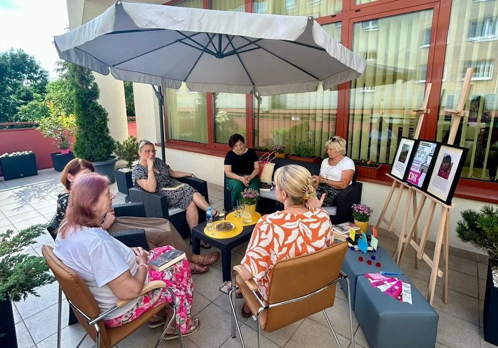 Dyskusyjny Klub Książki w Mysłowicach – recenzja powieści „Druga twarz”