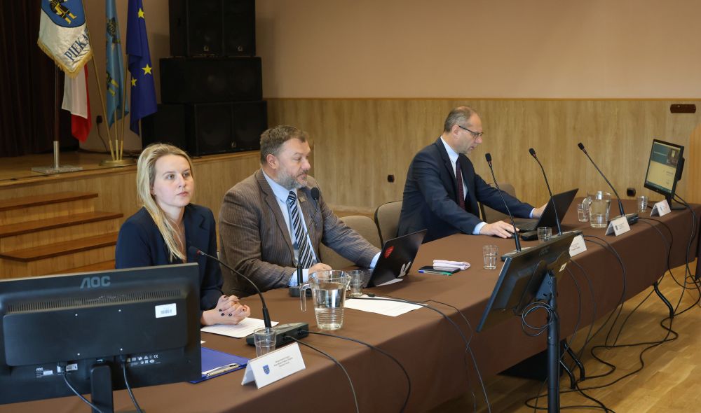 Nowy radny i wybór wiceprzewodniczącego na XIX sesji Rady Miasta