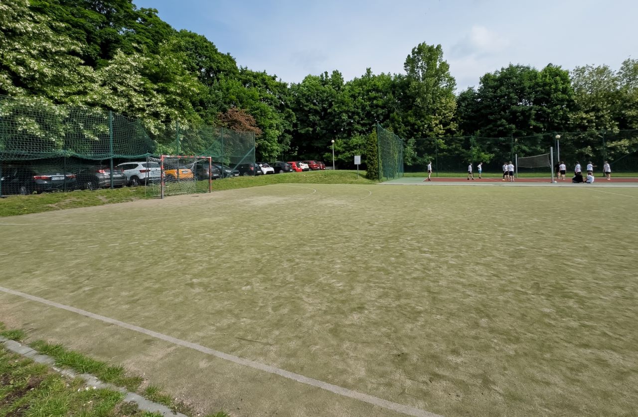 BO Bytom: Szkolne boisko do remontu. Została już podpisana umowa z wykonawcą inwestycji
