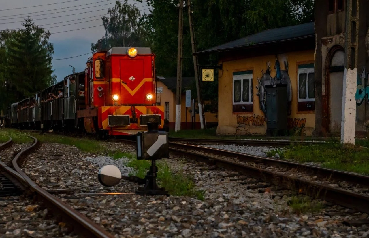 Przed nami czerwcowa Nocna Szychta z wąskotorówką. Sprawdźcie szczegóły!